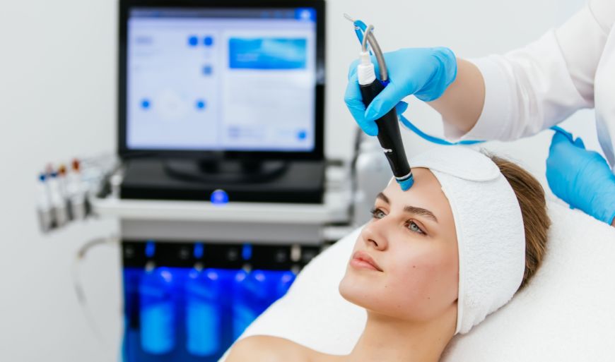 7 Steps Of a Hydrofacial