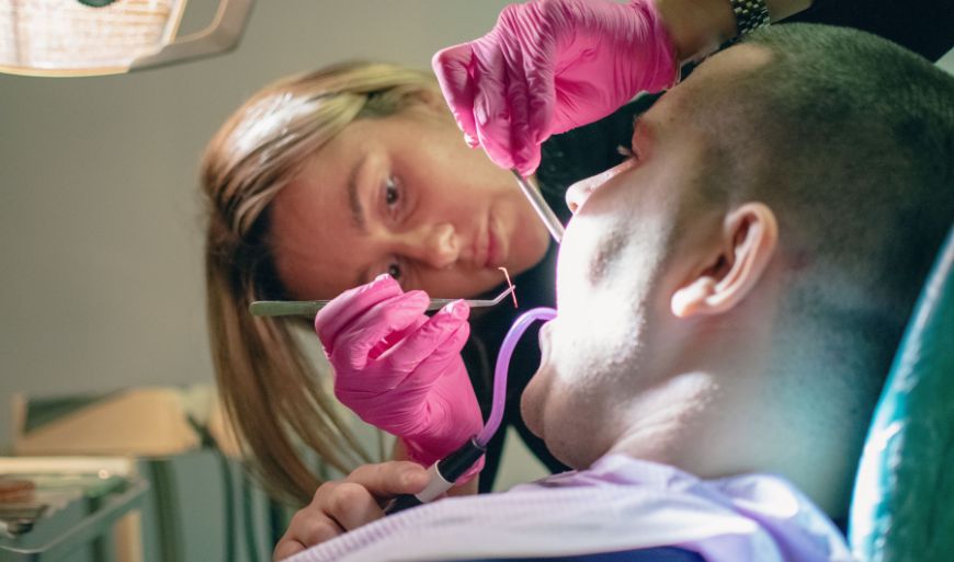 Top 5 Dental Facts this August!